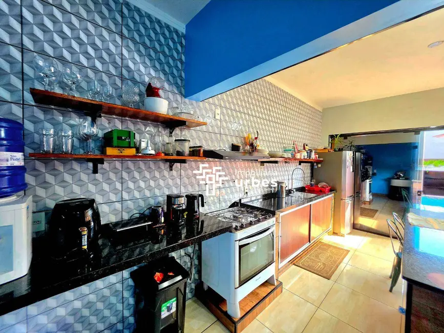 Foto 8 de Casa com 2 quartos à venda, 150m2 em Jardim Boer I, Americana - SP