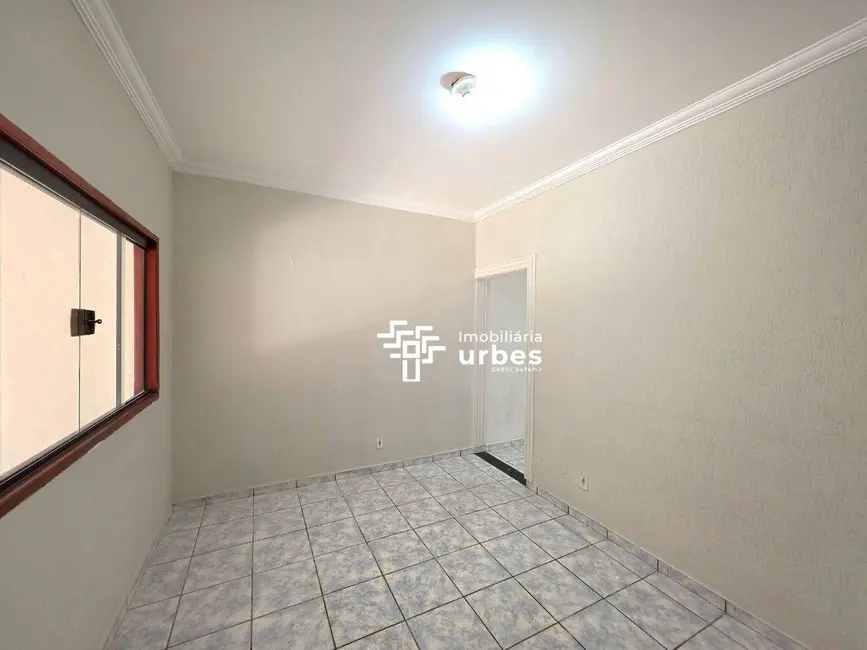 Casa com 3 quartos para alugar, 150m2 em Parque Residencial Jaguari, Americana - SP - imagem 5 Foto 5 de Casa com 3 quartos para alugar, 150m2 em Parque Residencial Jaguari, Americana - SP
