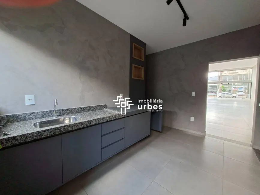 Sala Comercial para alugar, 364m2 em Vila Nossa Senhora de Fátima, Americana - SP - imagem 8 Foto 8 de Sala Comercial para alugar, 364m2 em Vila Nossa Senhora de Fátima, Americana - SP