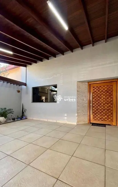 Casa com 3 quartos à venda, 156m2 em Jardim Terramérica II, Americana - SP - imagem 1 Foto 1 de Casa com 3 quartos à venda, 156m2 em Jardim Terramérica II, Americana - SP