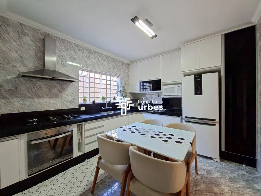 Casa com 3 quartos para alugar, 300m2 em Jardim Paulistano, Americana - SP - imagem 5 Foto 5 de Casa com 3 quartos para alugar, 300m2 em Jardim Paulistano, Americana - SP