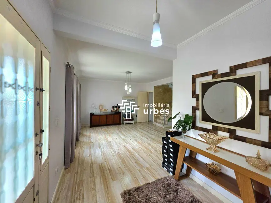 Foto 2 de Casa com 4 quartos à venda, 318m2 em Vila Rio Branco, Americana - SP