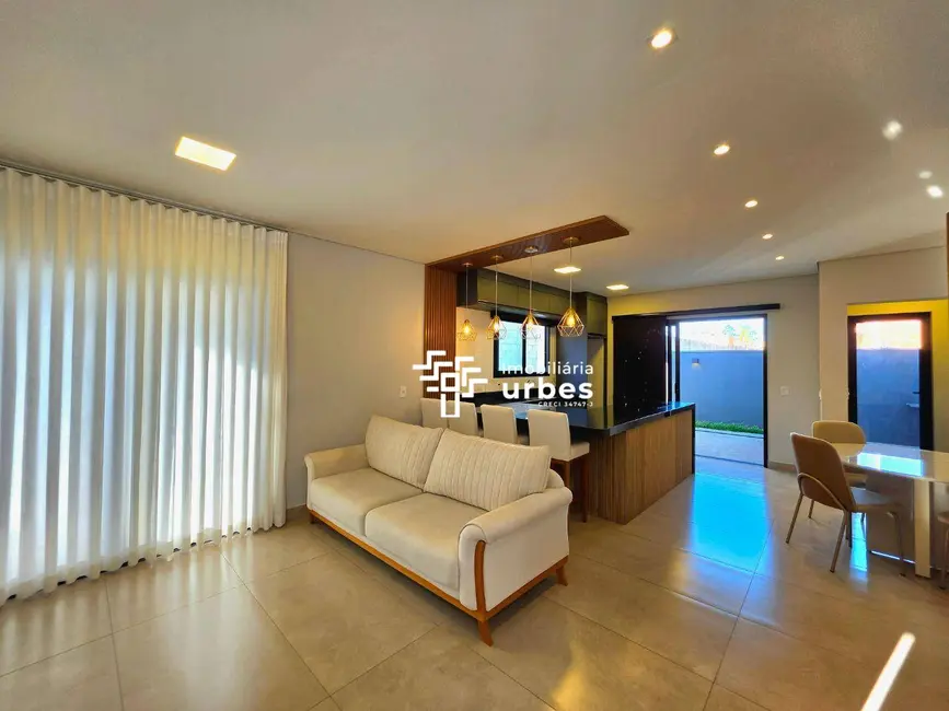 Casa de Condomínio com 2 quartos à venda e para alugar, 125m2 em Americana - SP - imagem 6 Foto 6 de Casa de Condomínio com 2 quartos à venda e para alugar, 125m2 em Americana - SP