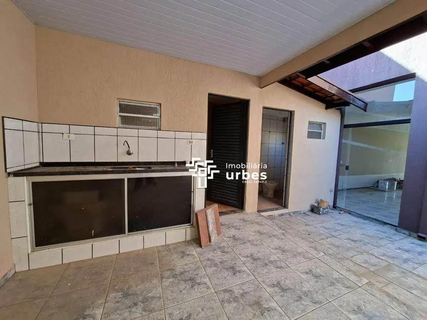 Casa com 2 quartos para alugar, 250m2 em Jardim Brasil, Americana - SP - imagem 4 Foto 4 de Casa com 2 quartos para alugar, 250m2 em Jardim Brasil, Americana - SP
