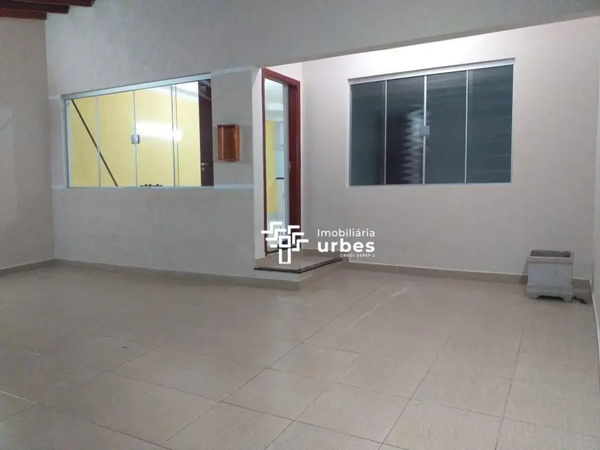 Casa com 2 quartos para alugar, 226m2 em Jardim da Balsa II, Americana - SP - imagem 1 Foto 1 de Casa com 2 quartos para alugar, 226m2 em Jardim da Balsa II, Americana - SP