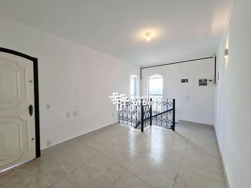 Casa com 3 quartos para alugar, 314m2 em Santo Antônio, Americana - SP - imagem 9 Foto 9 de Casa com 3 quartos para alugar, 314m2 em Santo Antônio, Americana - SP