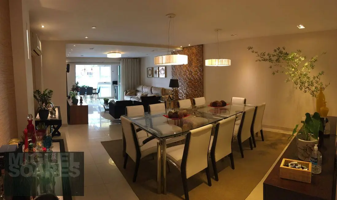 Apartamento com 3 quartos à venda e para alugar, 220m2 em Aparecida, Santos - SP - imagem 4 Foto 4 de Apartamento com 3 quartos à venda e para alugar, 220m2 em Aparecida, Santos - SP