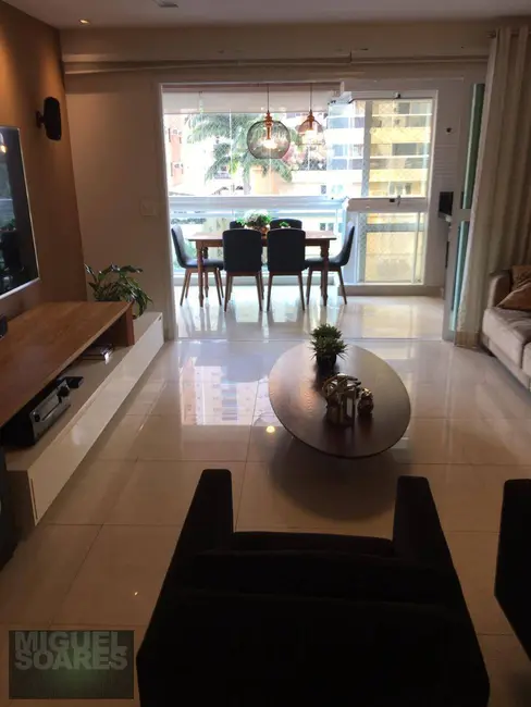 Apartamento com 3 quartos à venda e para alugar, 220m2 em Aparecida, Santos - SP - imagem 5 Foto 5 de Apartamento com 3 quartos à venda e para alugar, 220m2 em Aparecida, Santos - SP