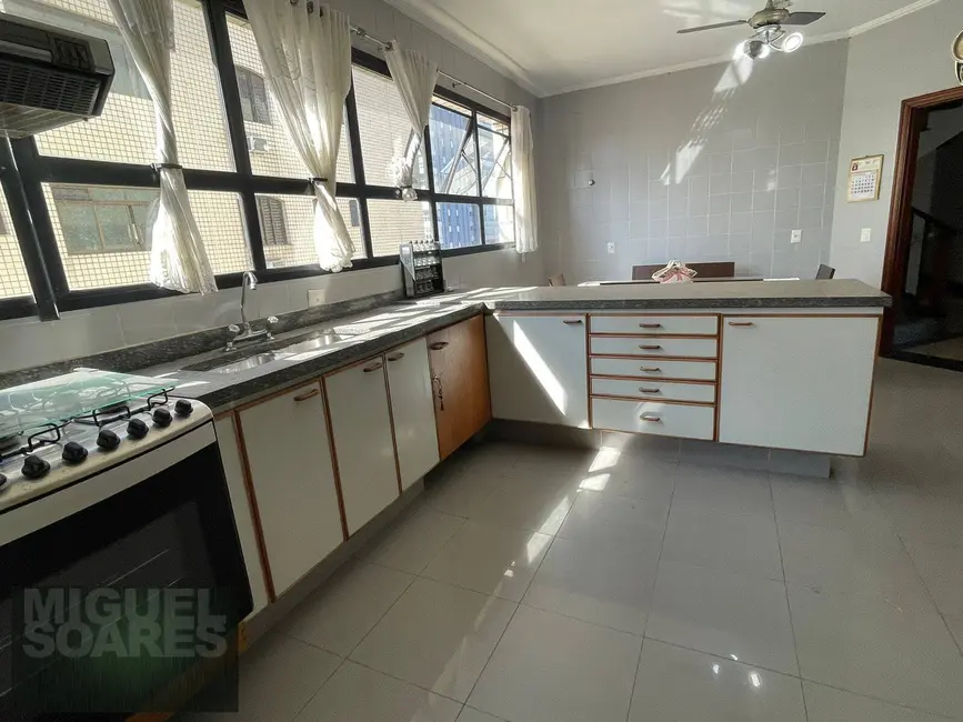 Cobertura com 4 quartos à venda, 650m2 em Aparecida, Santos - SP - imagem 5 Foto 5 de Cobertura com 4 quartos à venda, 650m2 em Aparecida, Santos - SP