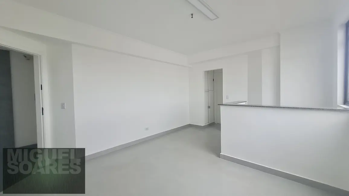 Foto 1 de Sala Comercial à venda e para alugar, 47m2 em Santos - SP