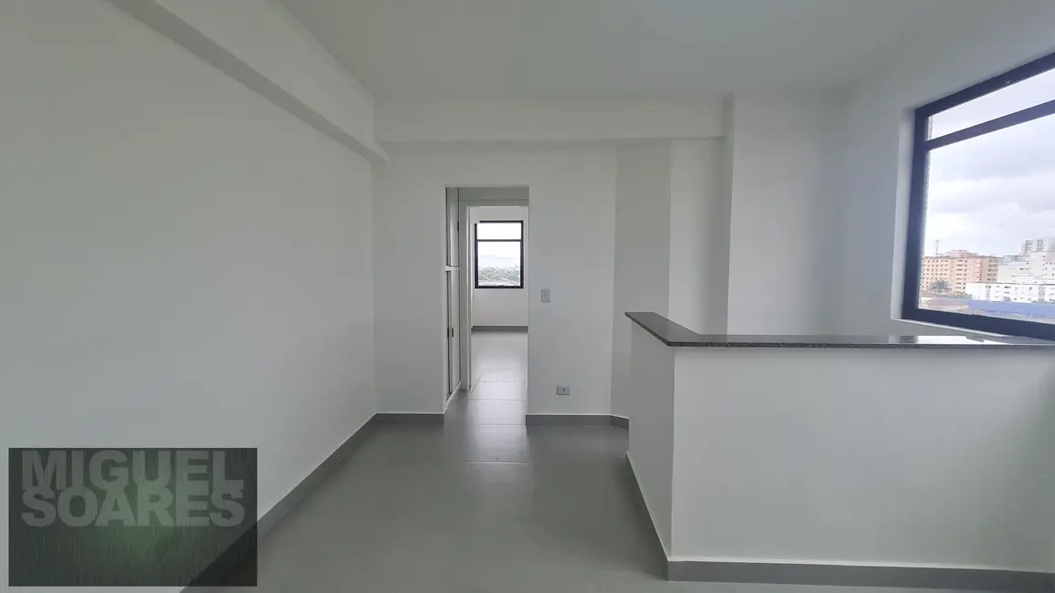 Sala Comercial à venda e para alugar, 47m2 em Vila Mathias, Santos - SP - imagem 4 Foto 4 de Sala Comercial à venda e para alugar, 47m2 em Vila Mathias, Santos - SP