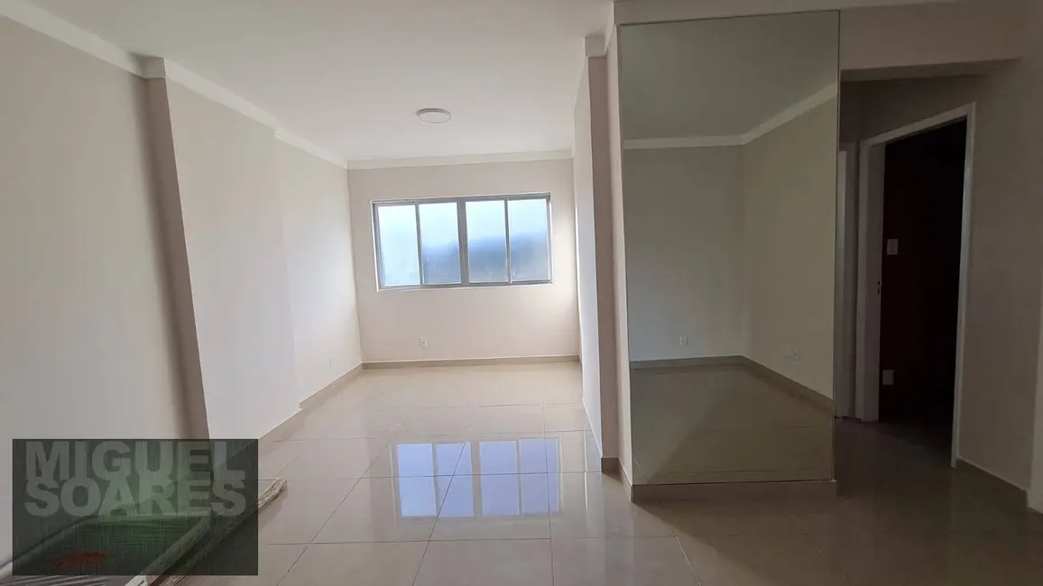 Apartamento com 2 quartos para alugar, 72m2 em Vila Mathias, Santos - SP - imagem 4 Foto 4 de Apartamento com 2 quartos para alugar, 72m2 em Vila Mathias, Santos - SP