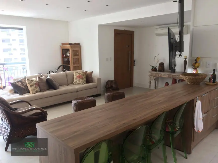 Foto 6 de Apartamento com 3 quartos à venda, 138m2 em Gonzaga, Santos - SP