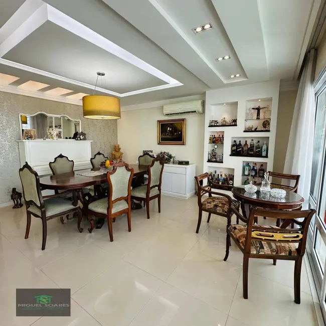 Foto 3 de Apartamento com 4 quartos à venda, 193m2 em Gonzaga, Santos - SP