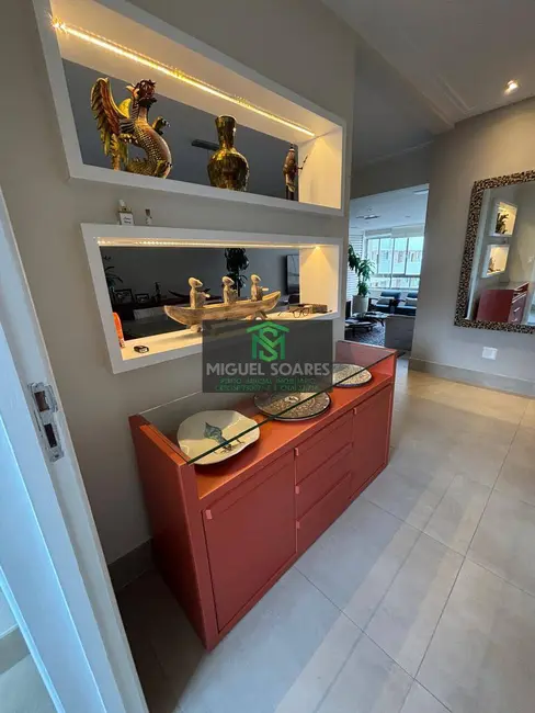 Apartamento com 3 quartos à venda, 173m2 em Pompéia, Santos - SP - imagem 9 Foto 9 de Apartamento com 3 quartos à venda, 173m2 em Pompéia, Santos - SP