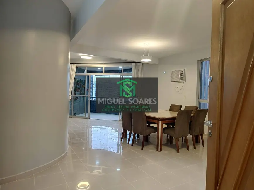 Apartamento com 4 quartos à venda e para alugar, 202m2 em Gonzaga, Santos - SP - imagem 3 Foto 3 de Apartamento com 4 quartos à venda e para alugar, 202m2 em Gonzaga, Santos - SP