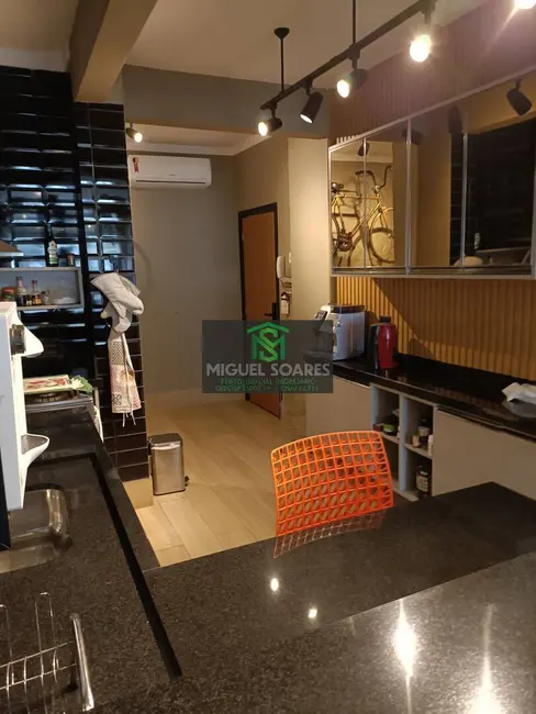 Apartamento com 2 quartos para alugar, 110m2 em Boqueirão, Santos - SP - imagem 5 Foto 5 de Apartamento com 2 quartos para alugar, 110m2 em Boqueirão, Santos - SP