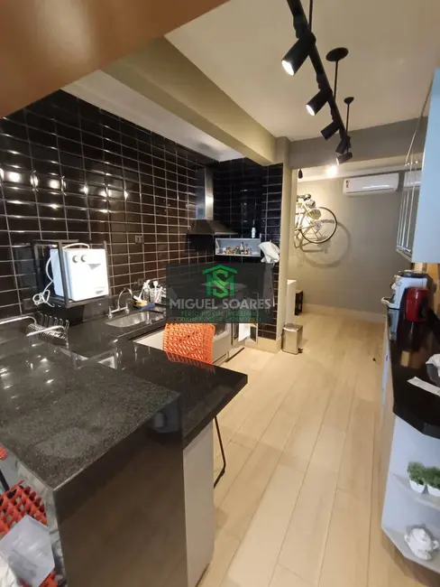 Apartamento com 2 quartos para alugar, 110m2 em Boqueirão, Santos - SP - imagem 9 Foto 9 de Apartamento com 2 quartos para alugar, 110m2 em Boqueirão, Santos - SP