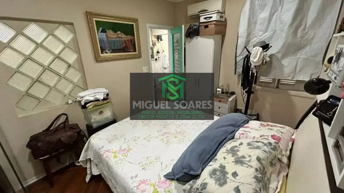 Foto 2 de Casa com 6 quartos à venda, 350m2 em Vila Mathias, Santos - SP