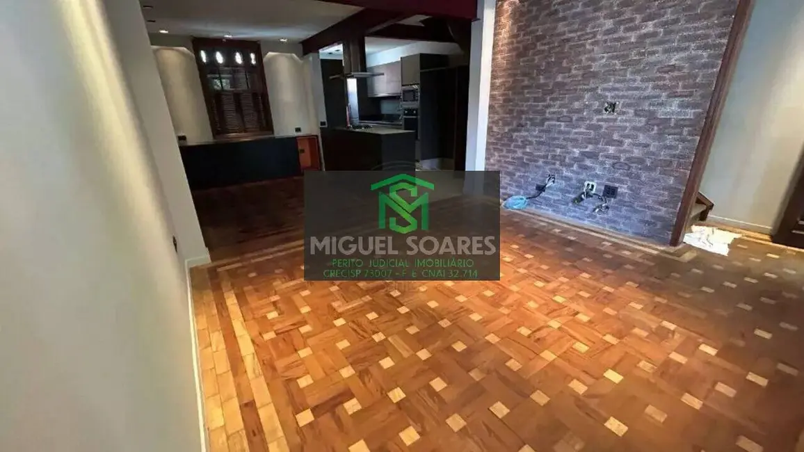 Foto 1 de Casa com 2 quartos à venda, 96m2 em Gonzaga, Santos - SP