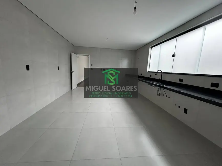 Casa com 3 quartos à venda, 290m2 em Aparecida, Santos - SP - imagem 8 Foto 8 de Casa com 3 quartos à venda, 290m2 em Aparecida, Santos - SP