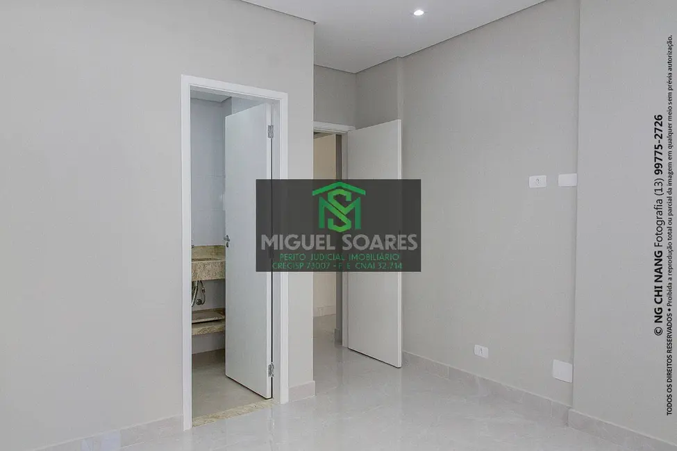 Foto 2 de Apartamento com 2 quartos à venda, 74m2 em Gonzaga, Santos - SP