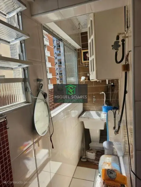 Foto 3 de Kitnet com 1 quarto à venda, 45m2 em Gonzaga, Santos - SP