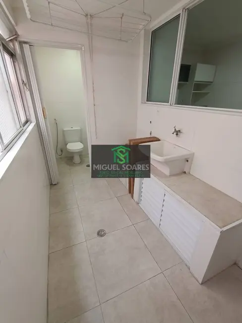 Foto 4 de Apartamento com 2 quartos à venda, 87m2 em Vila Mathias, Santos - SP