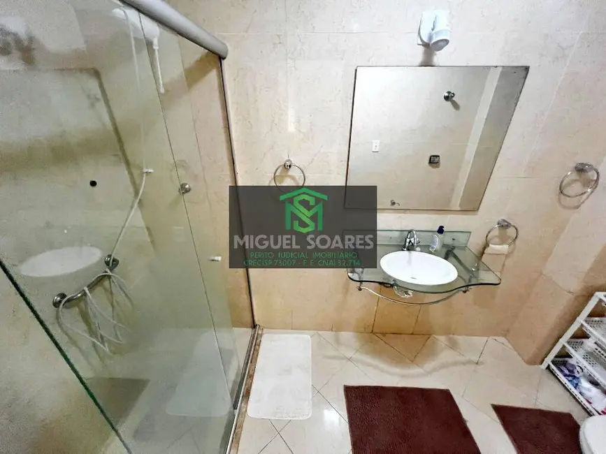 Apartamento com 3 quartos à venda, 98m2 em Gonzaga, Santos - SP - imagem 5 Foto 5 de Apartamento com 3 quartos à venda, 98m2 em Gonzaga, Santos - SP