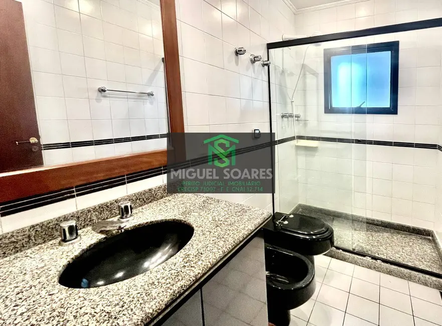 Apartamento com 3 quartos à venda e para alugar, 252m2 em Pompéia, Santos - SP - imagem 8 Foto 8 de Apartamento com 3 quartos à venda e para alugar, 252m2 em Pompéia, Santos - SP