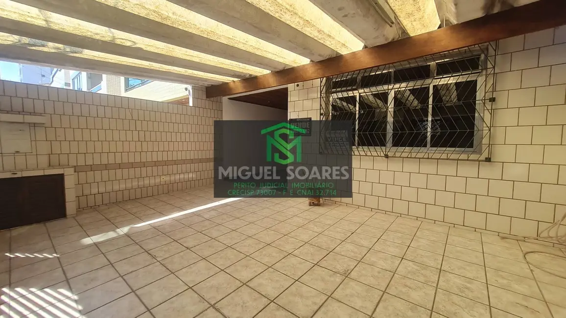 Casa com 3 quartos à venda e para alugar, 206m2 em Embaré, Santos - SP - imagem 6 Foto 6 de Casa com 3 quartos à venda e para alugar, 206m2 em Embaré, Santos - SP