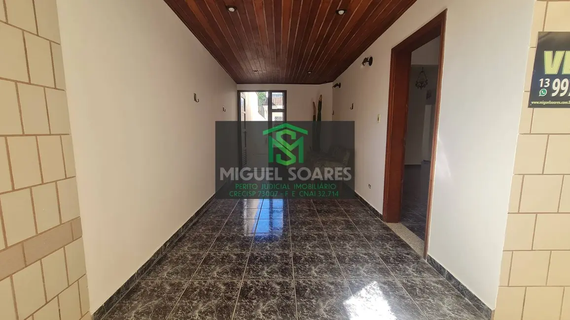 Casa com 3 quartos à venda e para alugar, 206m2 em Embaré, Santos - SP - imagem 5 Foto 5 de Casa com 3 quartos à venda e para alugar, 206m2 em Embaré, Santos - SP