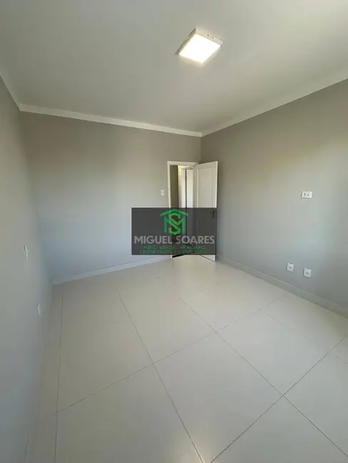 Sobrado com 2 quartos à venda, 98m2 em Macuco, Santos - SP - imagem 1 Foto 1 de Sobrado com 2 quartos à venda, 98m2 em Macuco, Santos - SP