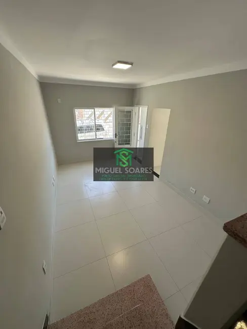 Sobrado com 2 quartos à venda, 98m2 em Macuco, Santos - SP - imagem 7 Foto 7 de Sobrado com 2 quartos à venda, 98m2 em Macuco, Santos - SP