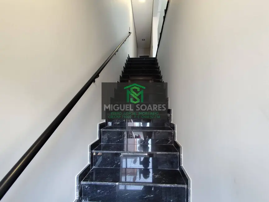 Foto 2 de Casa com 4 quartos à venda, 290m2 em Boqueirão, Santos - SP