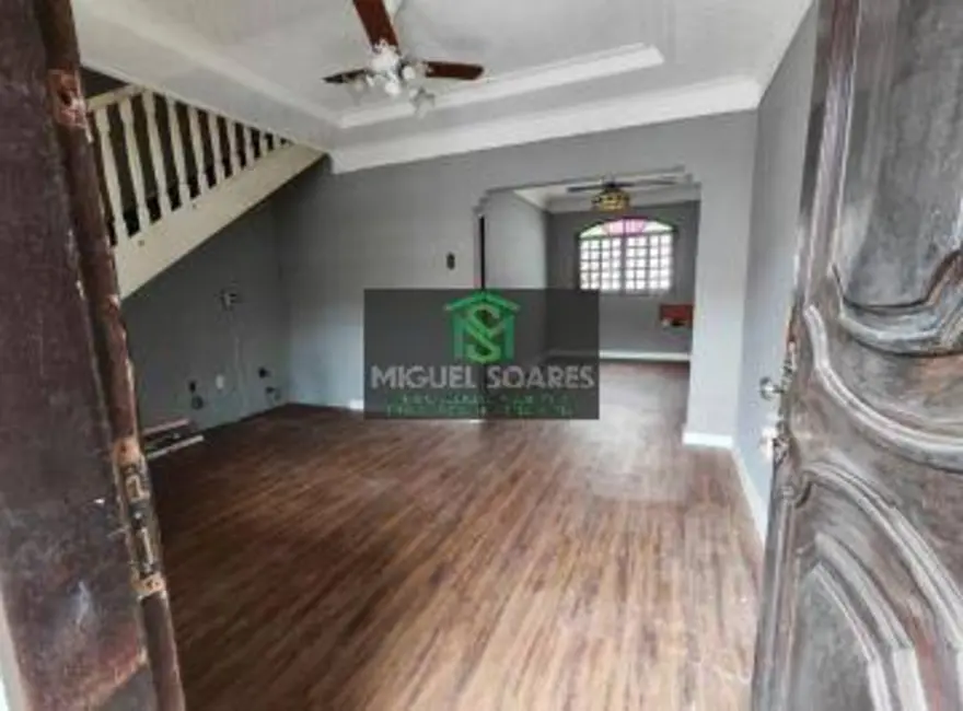 Foto 15 de Casa para alugar, 250m2 em Pompéia, Santos - SP