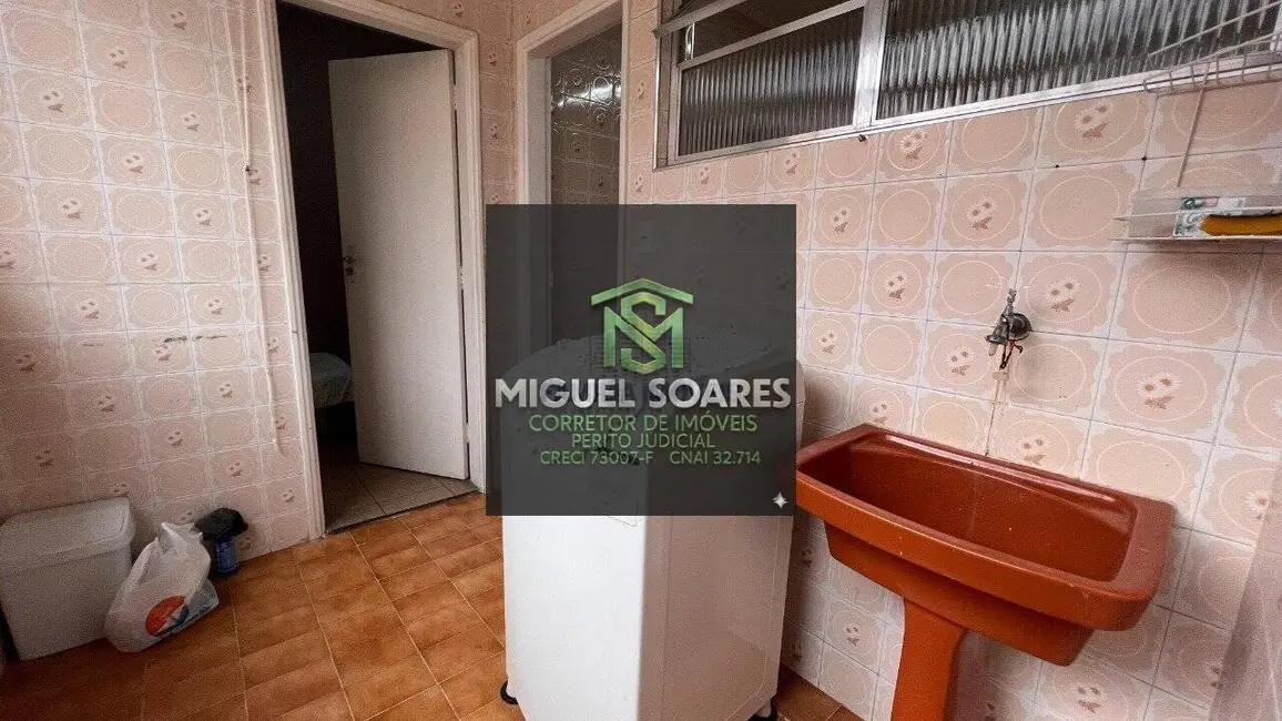 Apartamento com 2 quartos para alugar, 75m2 em Embaré, Santos - SP - imagem 6 Foto 6 de Apartamento com 2 quartos para alugar, 75m2 em Embaré, Santos - SP