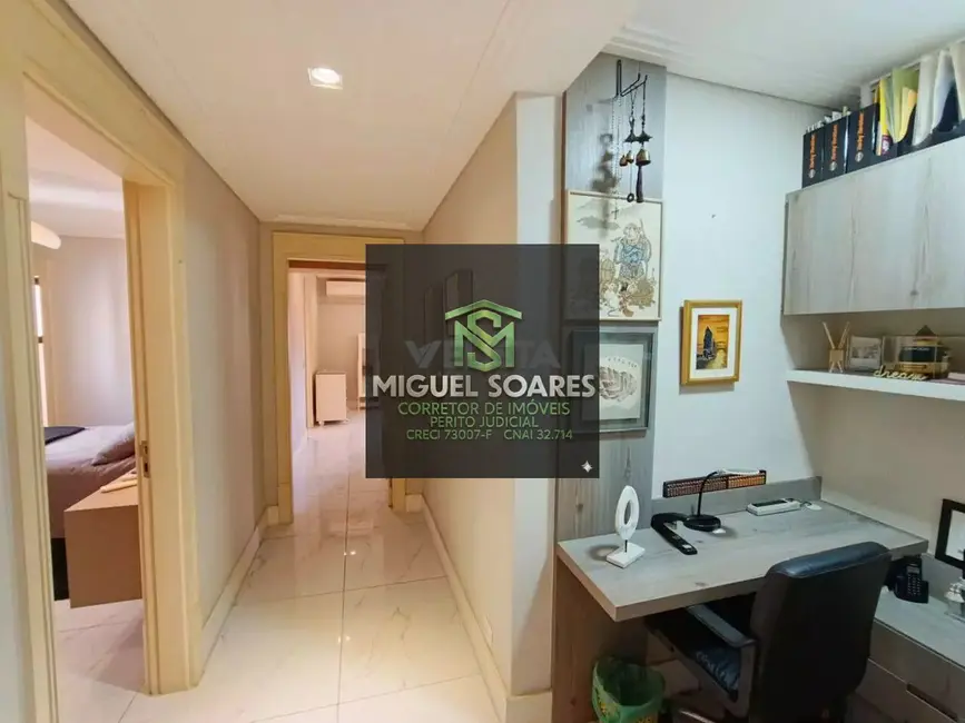 Apartamento com 4 quartos à venda, 208m2 em Embaré, Santos - SP - imagem 8 Foto 8 de Apartamento com 4 quartos à venda, 208m2 em Embaré, Santos - SP