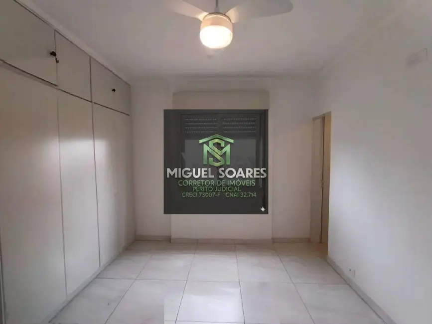 Apartamento com 2 quartos à venda, 75m2 em Gonzaga, Santos - SP - imagem 8 Foto 8 de Apartamento com 2 quartos à venda, 75m2 em Gonzaga, Santos - SP