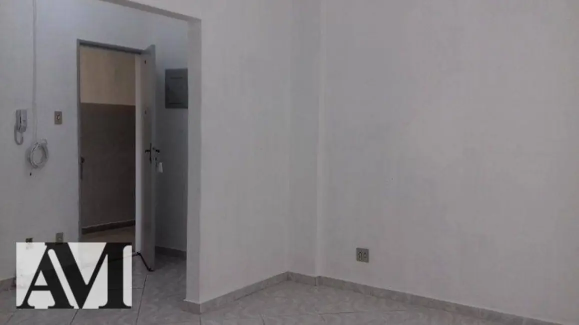Kitnet com 1 quarto para alugar, 30m2 em São Cristóvão, Rio De Janeiro - RJ - imagem 3 Foto 3 de Kitnet com 1 quarto para alugar, 30m2 em São Cristóvão, Rio De Janeiro - RJ