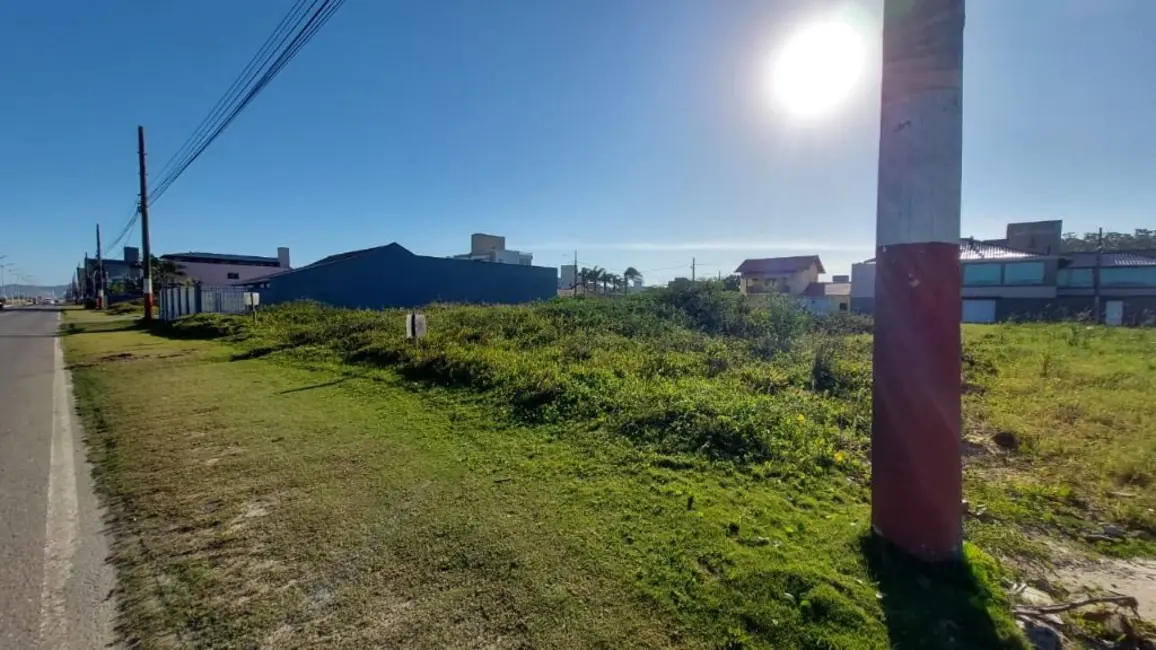 Foto 3 de Terreno / Lote à venda, 305m2 em Meia Praia, Navegantes - SC