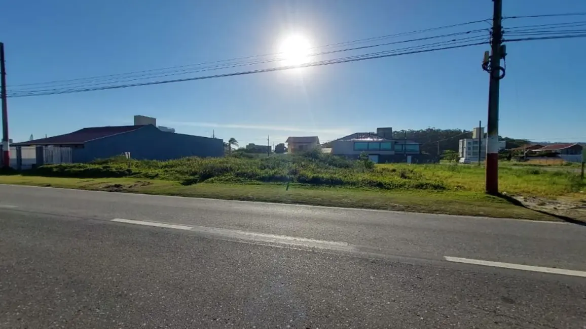 Foto 1 de Terreno / Lote à venda, 305m2 em Meia Praia, Navegantes - SC