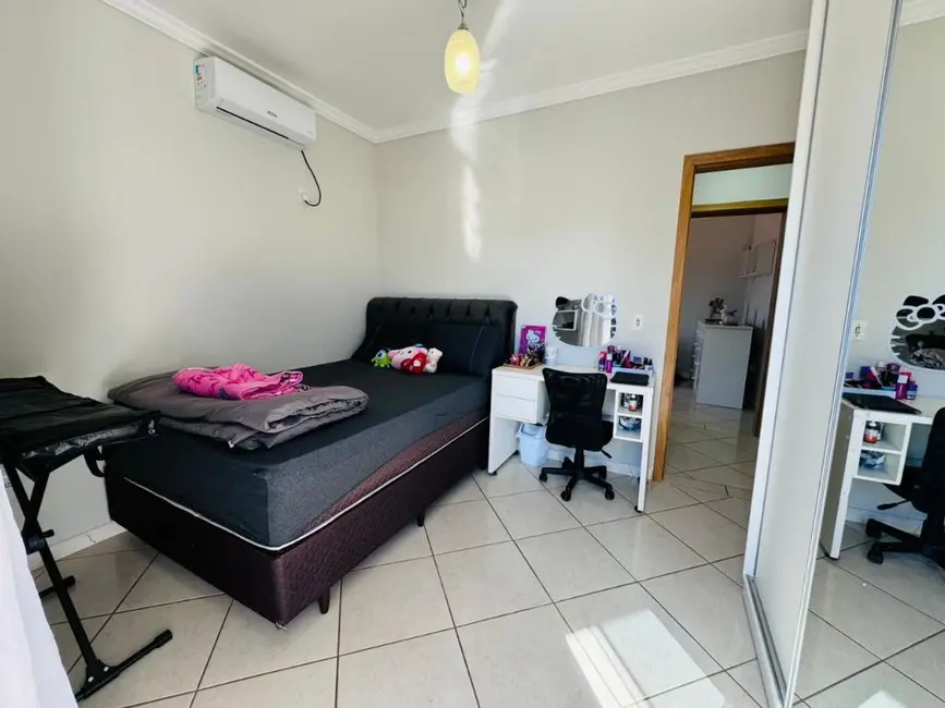 Foto 5 de Casa com 3 quartos à venda, 246m2 em Gravatá, Navegantes - SC