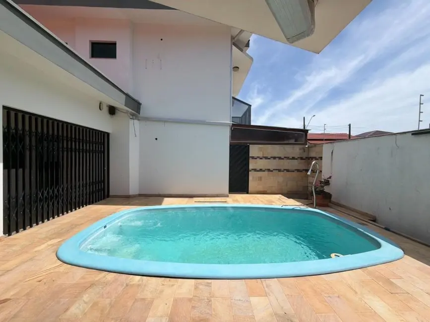 Foto 4 de Casa com 3 quartos à venda, 246m2 em Gravatá, Navegantes - SC