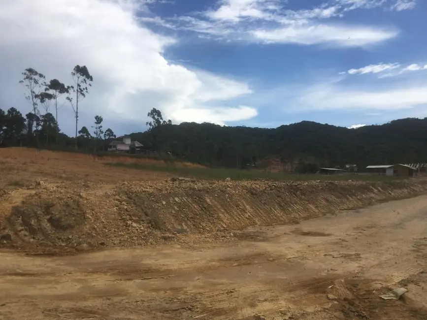 Foto 3 de Sala Comercial à venda, 5250m2 em Escalvados, Navegantes - SC