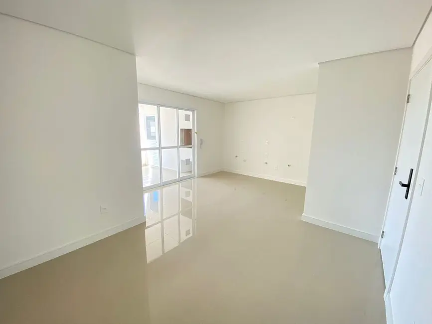 Foto 6 de Apartamento com 2 quartos à venda, 77m2 em Gravatá, Navegantes - SC