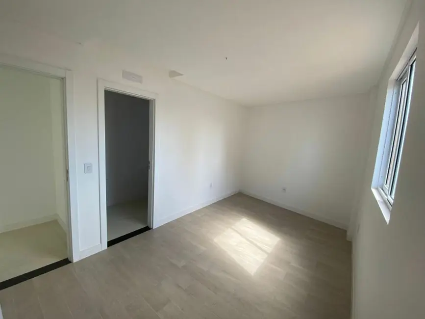 Foto 2 de Apartamento com 3 quartos à venda, 135m2 em Gravatá, Navegantes - SC