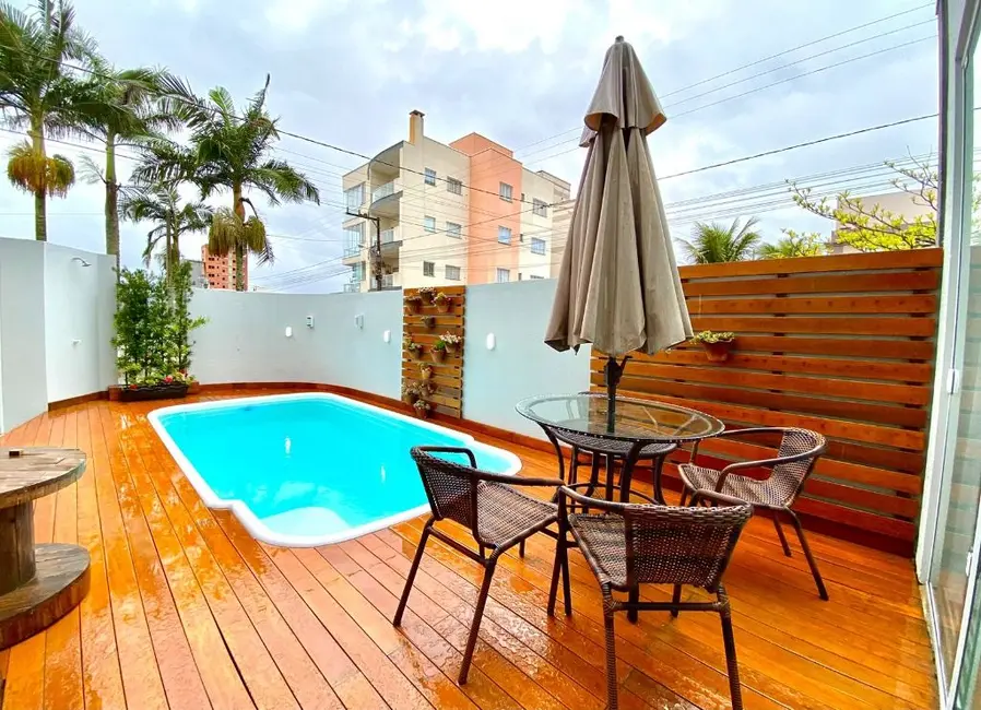 Foto 3 de Casa com 3 quartos à venda, 225m2 em Balneario Picarras - SC