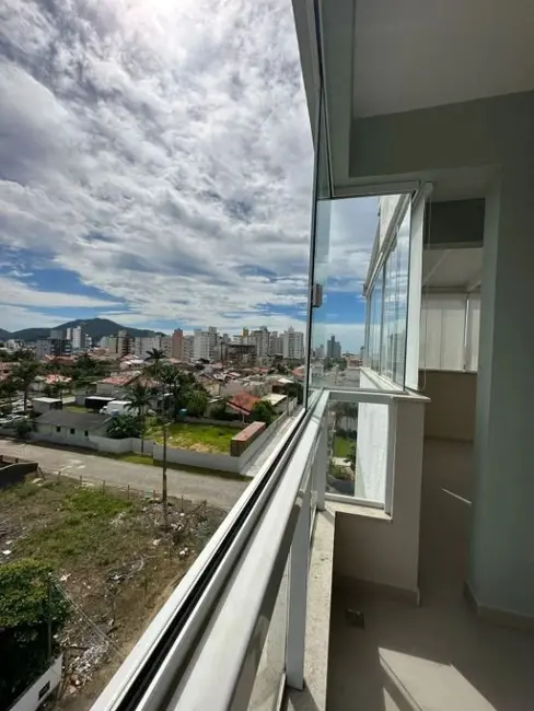 Foto 1 de Apartamento com 3 quartos à venda, 198m2 em Gravatá, Navegantes - SC
