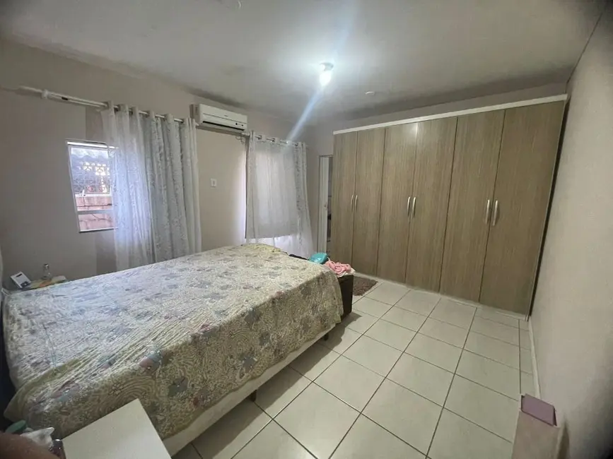Foto 9 de Casa com 3 quartos à venda, 286m2 em Centro, Navegantes - SC